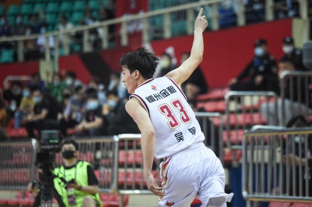 九游体育官网-浙江队再度下起疯狂三分雨 半决赛PK辽宁看点多多